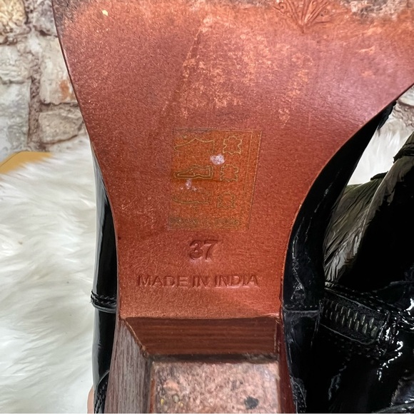 FREE PEOPLE Black Patent Leather Western Ankle Boots, 37 - Picture 10 of 13